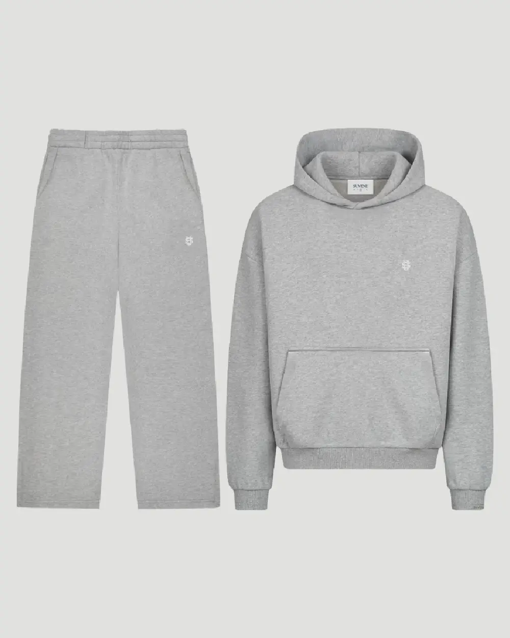 Su Tracksuit – Suvene 4.webp Su Tracksuit – Suvene 4.webp